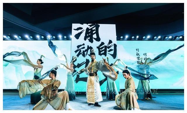 2025年，正版资料免费大全的愿景与实施路径
